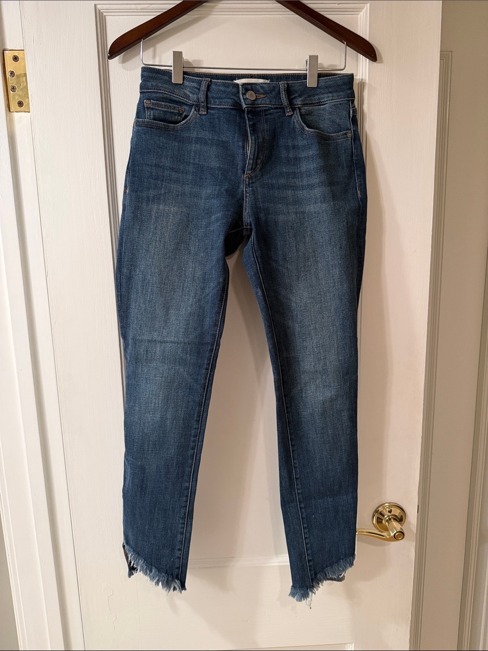 DL1961 Dark Blue Frayed-Hem Cropped Jeans